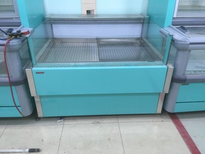 Холодильная витрина Ариада Bern Cube ВУ44Р-2500 Self (рыба на льду)