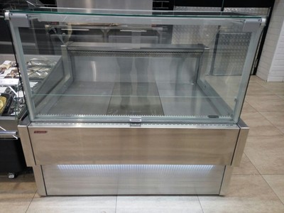 Холодильная витрина Ариада Bern Cube ВН 44-1250 (встроенный холод)
