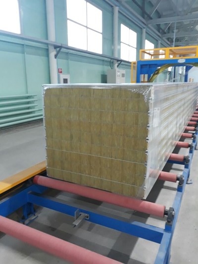 Стеновая сэндвич-панель с утеплителем из минеральной ваты (220 мм, окр/окр)