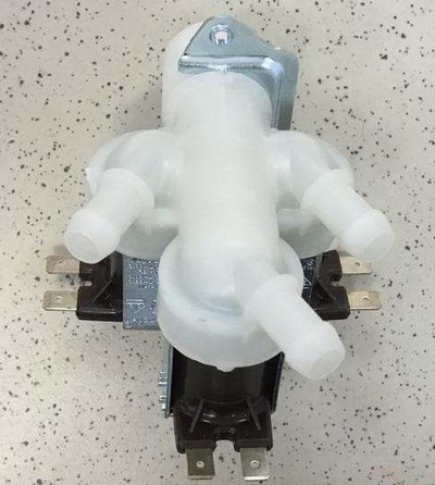 Клапан соленоидный тройной Retigo EA12-0056