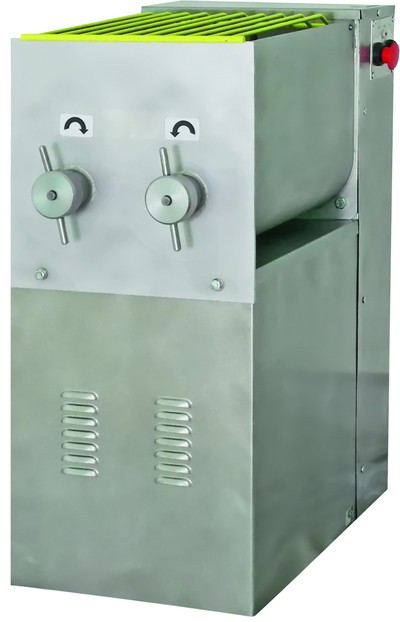 Машина для замеса крутого теста Торгмаш МТ-15М (МТ-30)