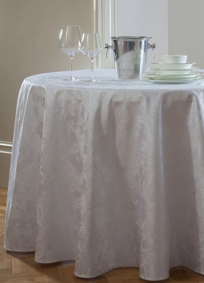Скатерть круглая Astinn Barocco Scandinavia (белая) D=160 см (подгиб 1 см)