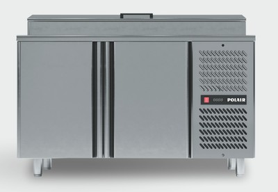 Холодильный стол Polair с интегрированной витриной для ингредиентов